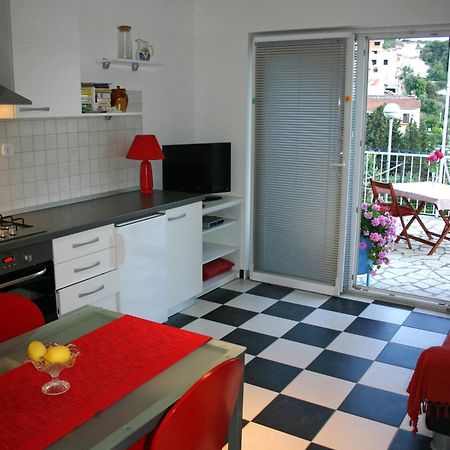 Cozy New Flat For 2 Or 3 Apartment ฮวาร์ ภายนอก รูปภาพ