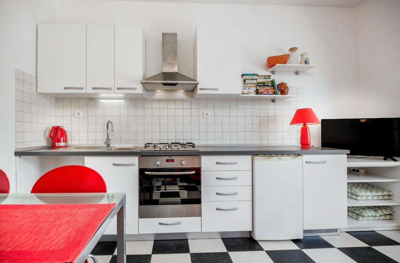 Cozy New Flat For 2 Or 3 Apartment ฮวาร์ ภายนอก รูปภาพ
